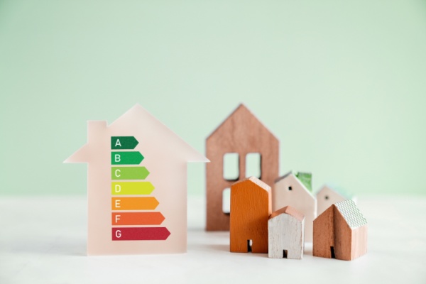 Performance énergétique des bâtiments tertiaires : du nouveau…